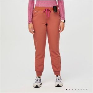Figs Zamora Joggers in Terracotta XXL **BRAND NEW WITH TAGS**